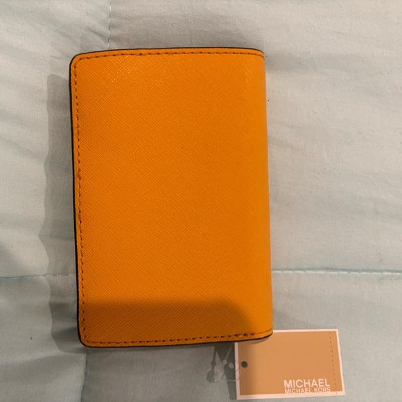 Michael Michael Kors Medium Crossgrain Leather Wallet - Picture 2 of 6